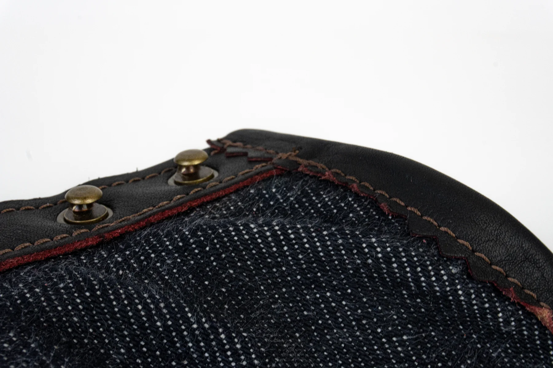 Rose Anvil X Naked & Famous X Russell Blood Core PH - Image 5